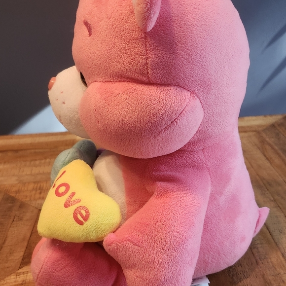 Love-a-lot carebears 2019 Valentine day hearts - Picture 8 of 8